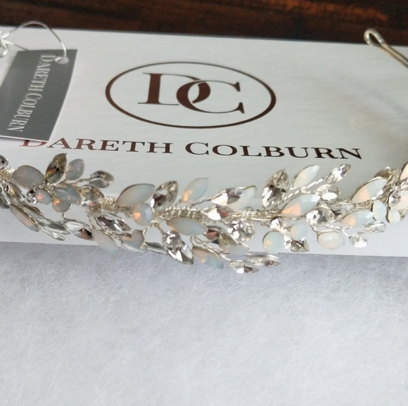 NEW!!! BRIDAL OPAL AND CRYSTAL HEADPIECE - Picture 2 of 3